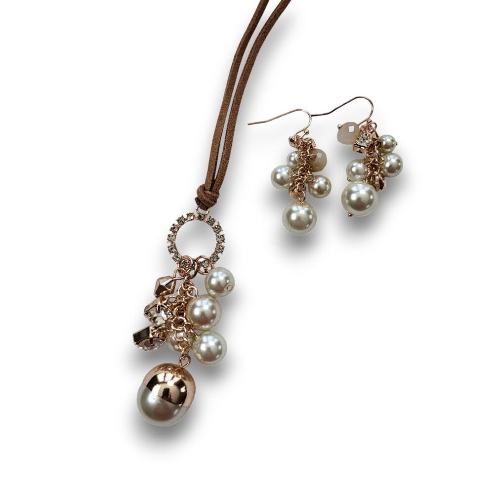 Cato Corded Pearl Cluster Necklace & Earring Set – Rose Gold Tone - Picture 5 of 10